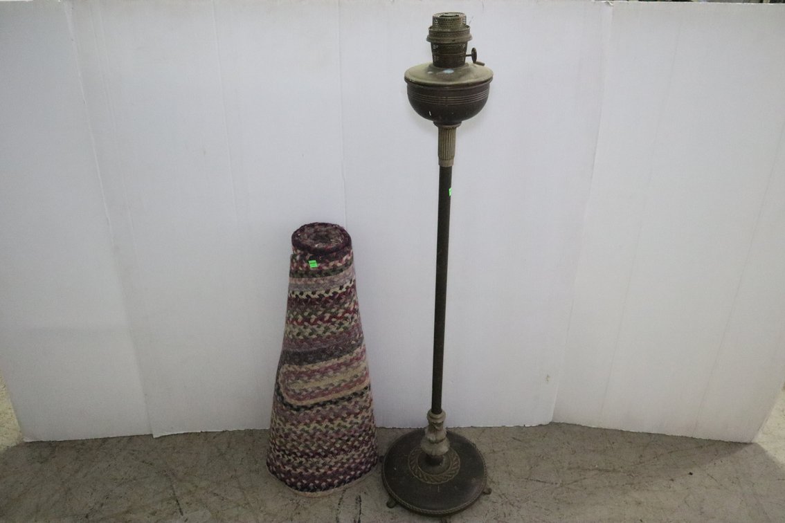 Aladdin Floor Oil Lamp