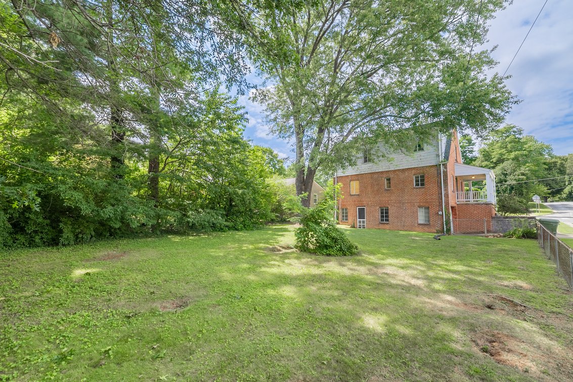 Image for Waynesboro Real Estate Auction
