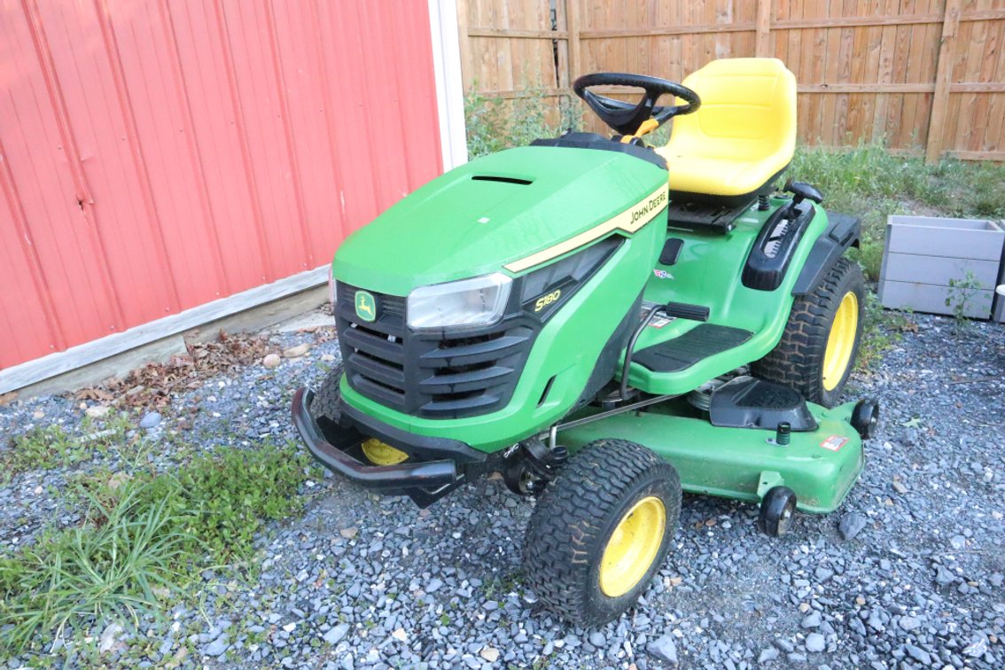 John Deere S180 Lawn Mower, 54-Inch Deck, 47 Hours On Meter, Starts and Runs