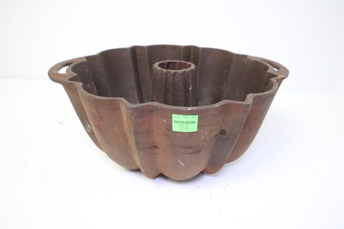 Cast Iron Bundt Pan
