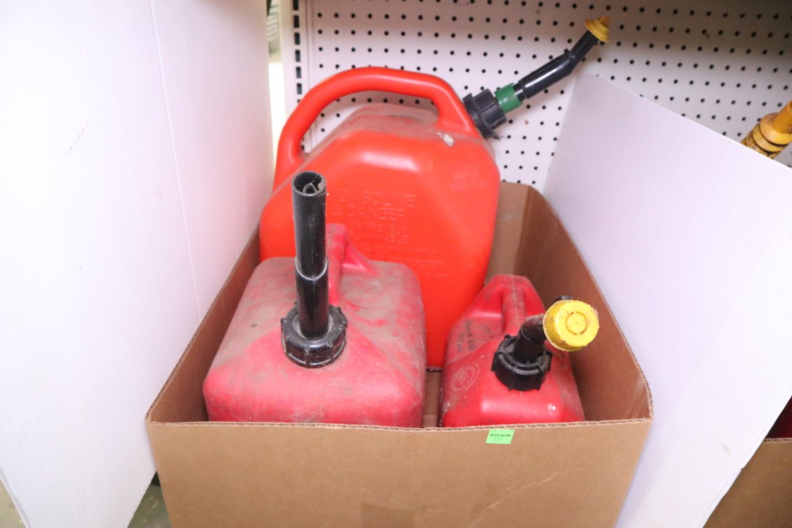 3 Gas Jugs