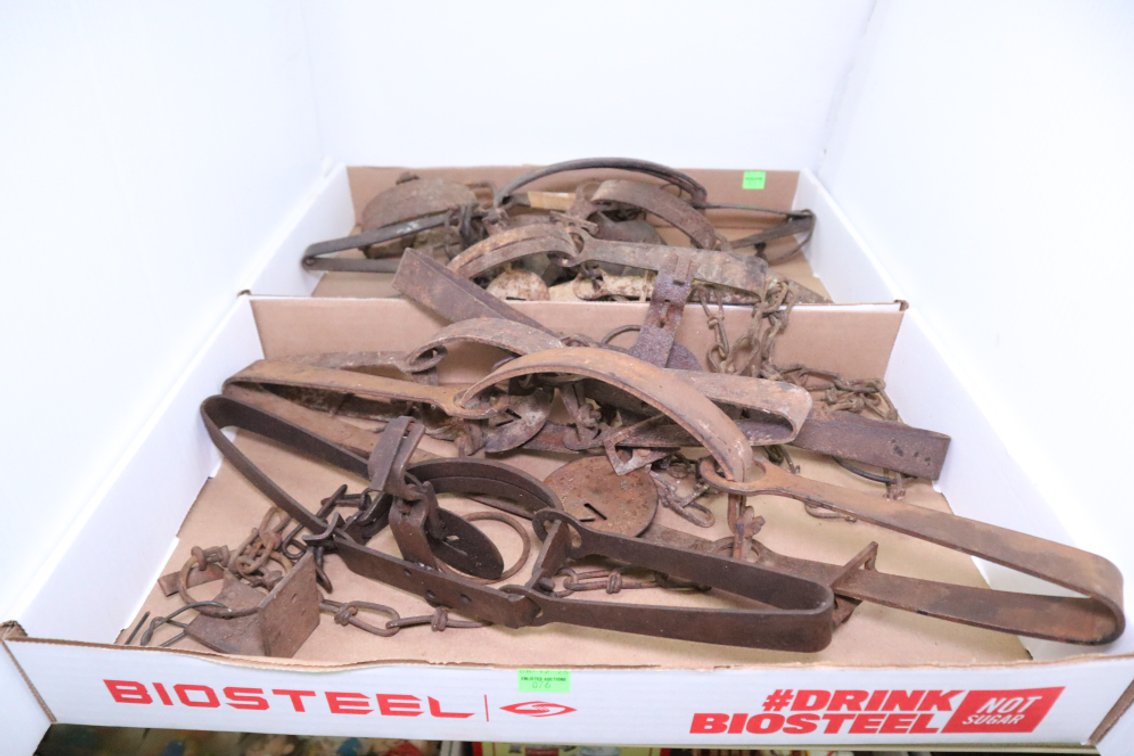 8 Long Spring Foot Traps