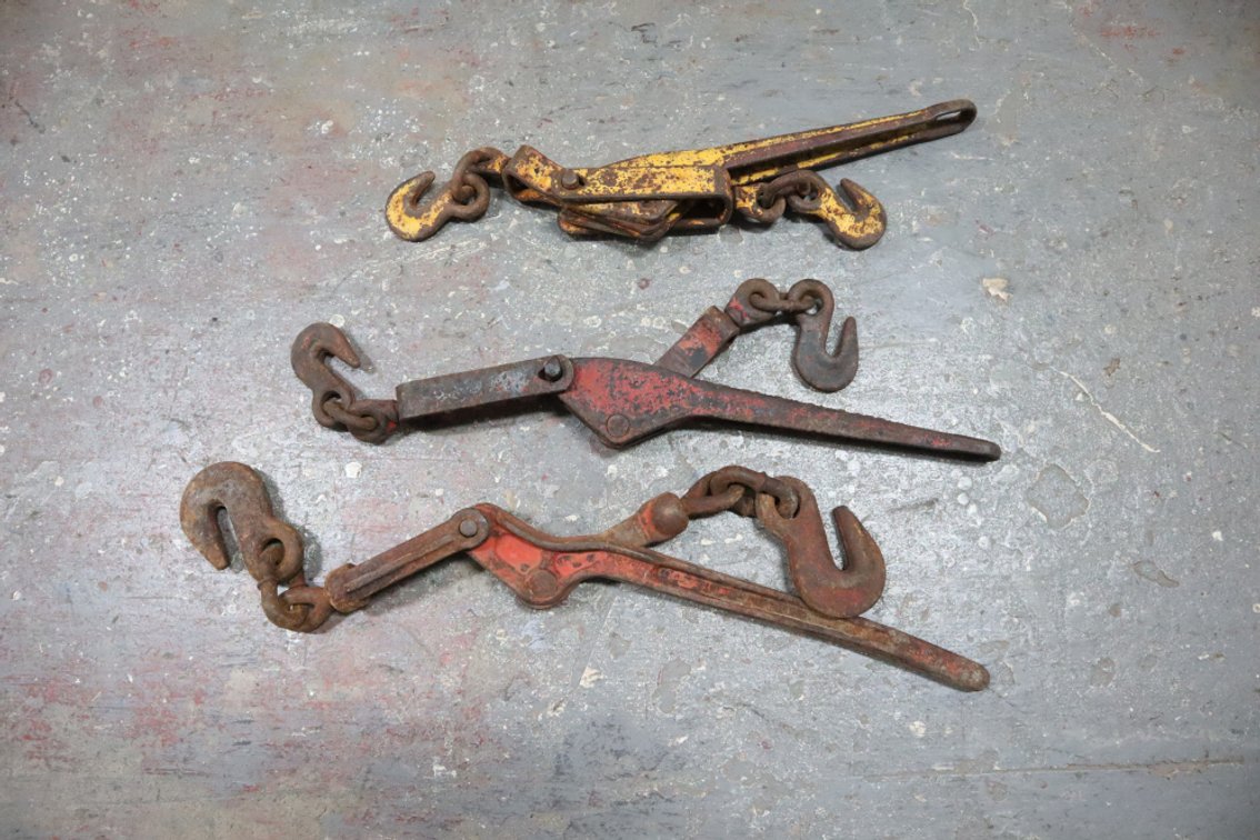 3 Chain Binders