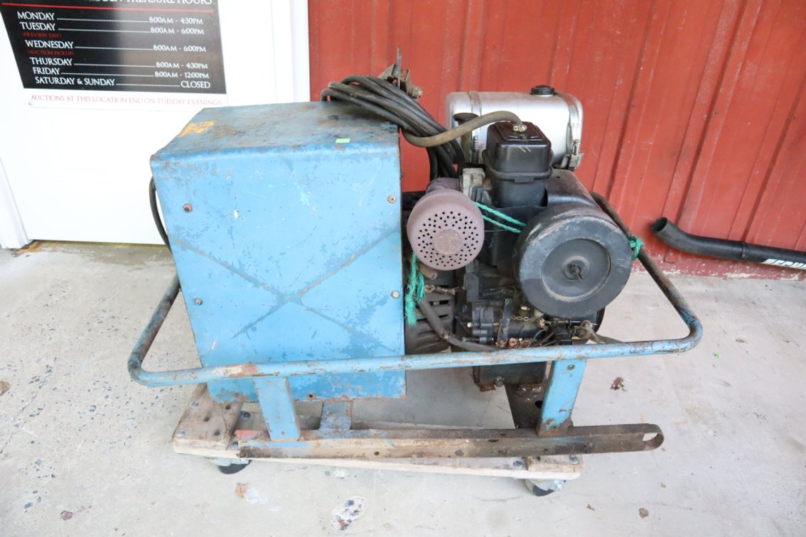 Miller AC Arc Welder With Gas Powered Engine, Working Condition Unknown