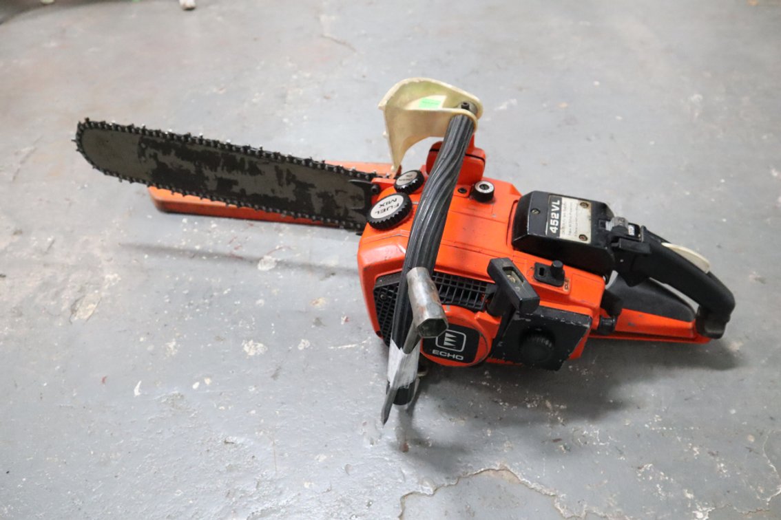 Echo 452VL Chainsaw, Runs