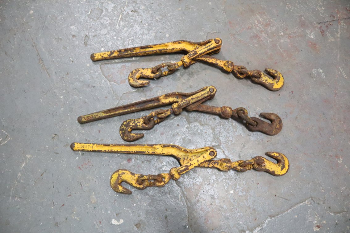 3 Chain Binders