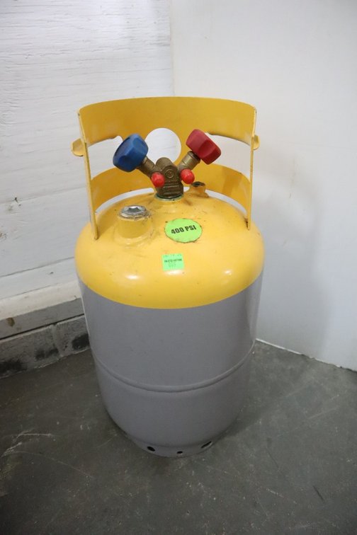 Refrigerant Tank, Partially Full