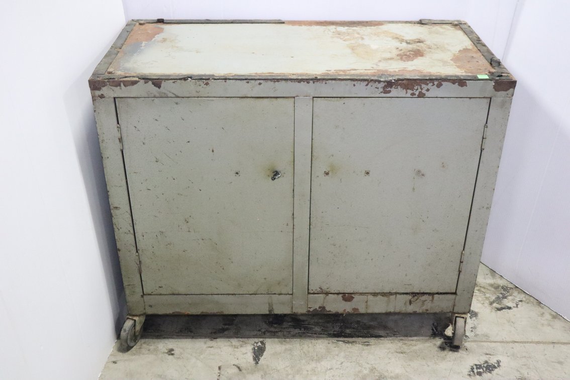 Metal Shop Cabinet