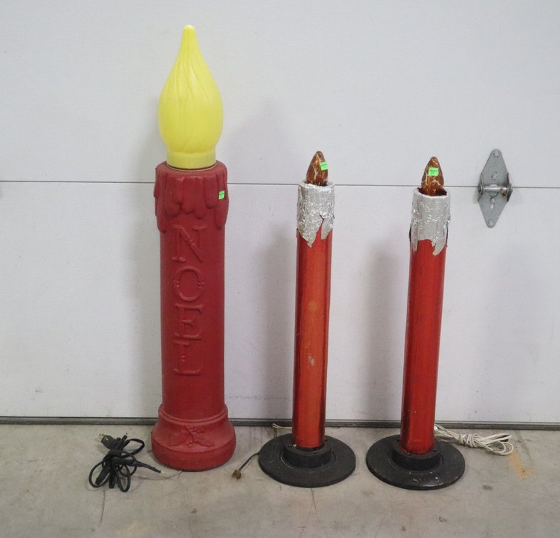Christmas Candle Decor