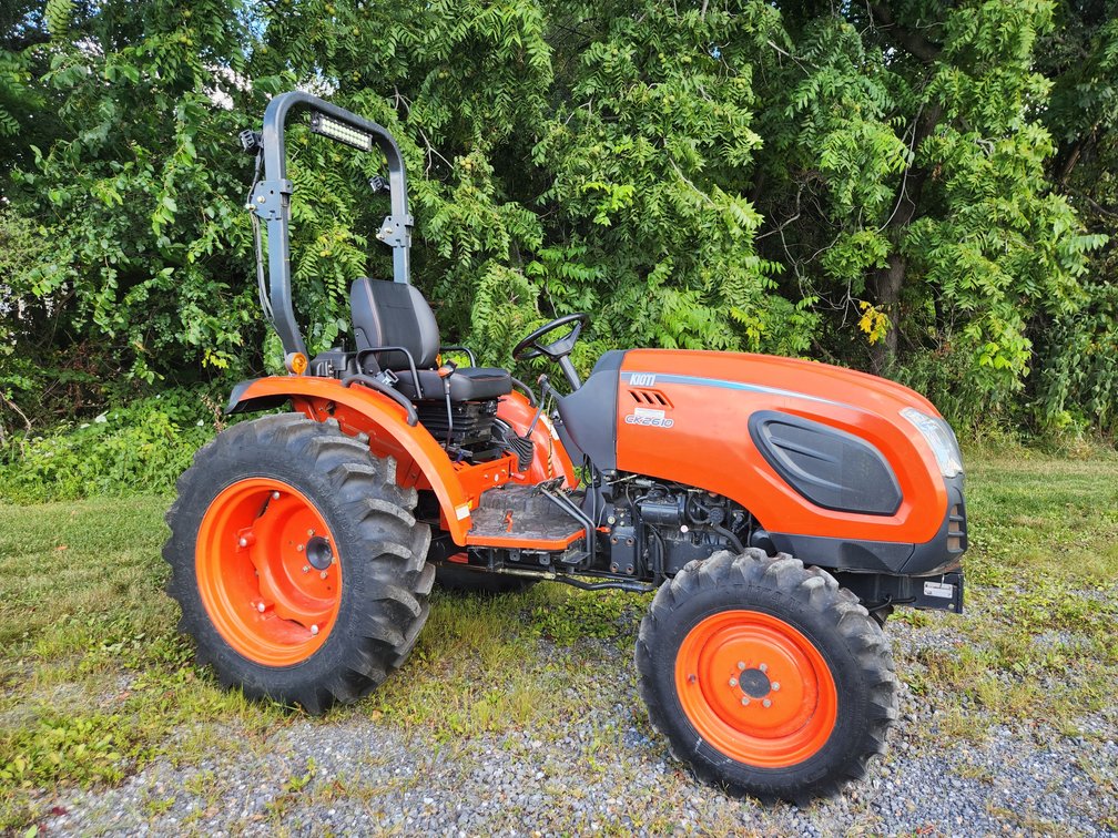 Kioti CK2610 Tractor 