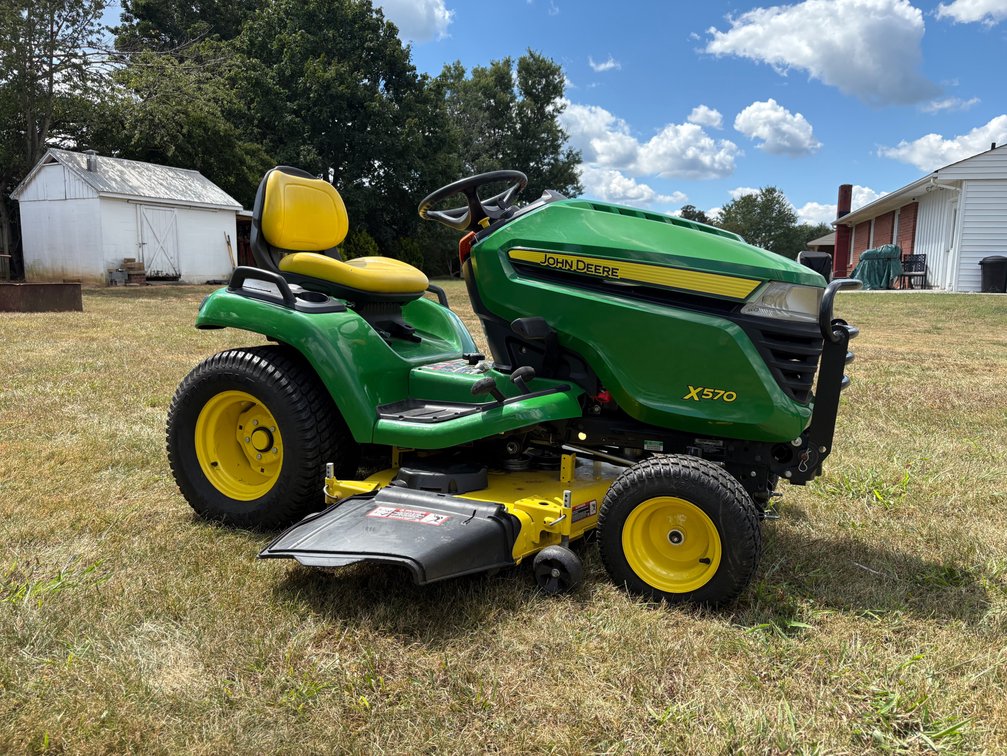 2022 John Deere X570 Lawn Tractor