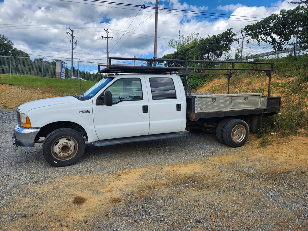 1999 Ford F-550 7.3L Powerstroke Diesel