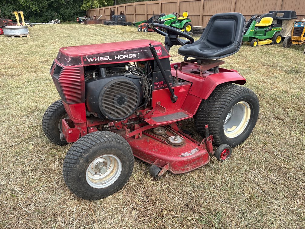Toro Wheel Horse Lawn Tractor 