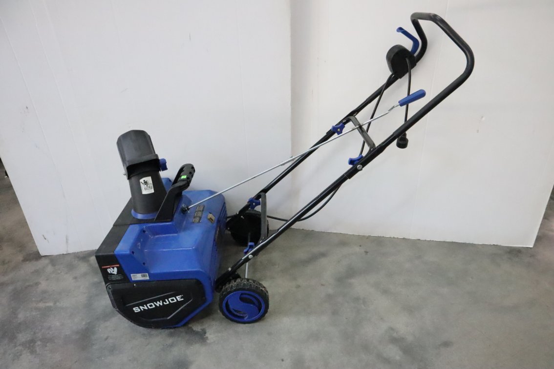 Snow Joe Electric Snow Thrower