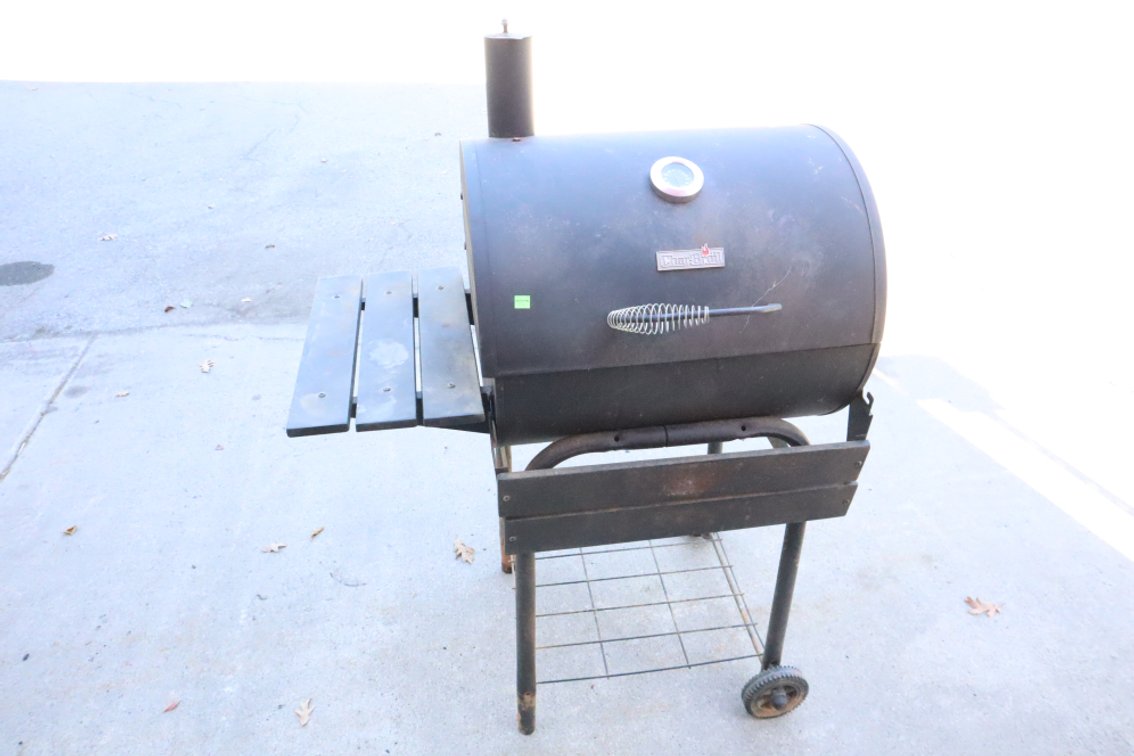 Char-Broil Charcoal Grill