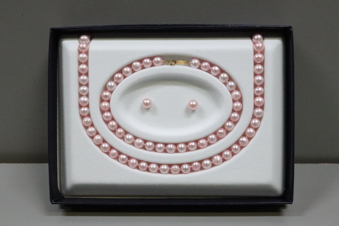 18" 5mm Pink Freshwater Cultured Pearl set with 10k Gold