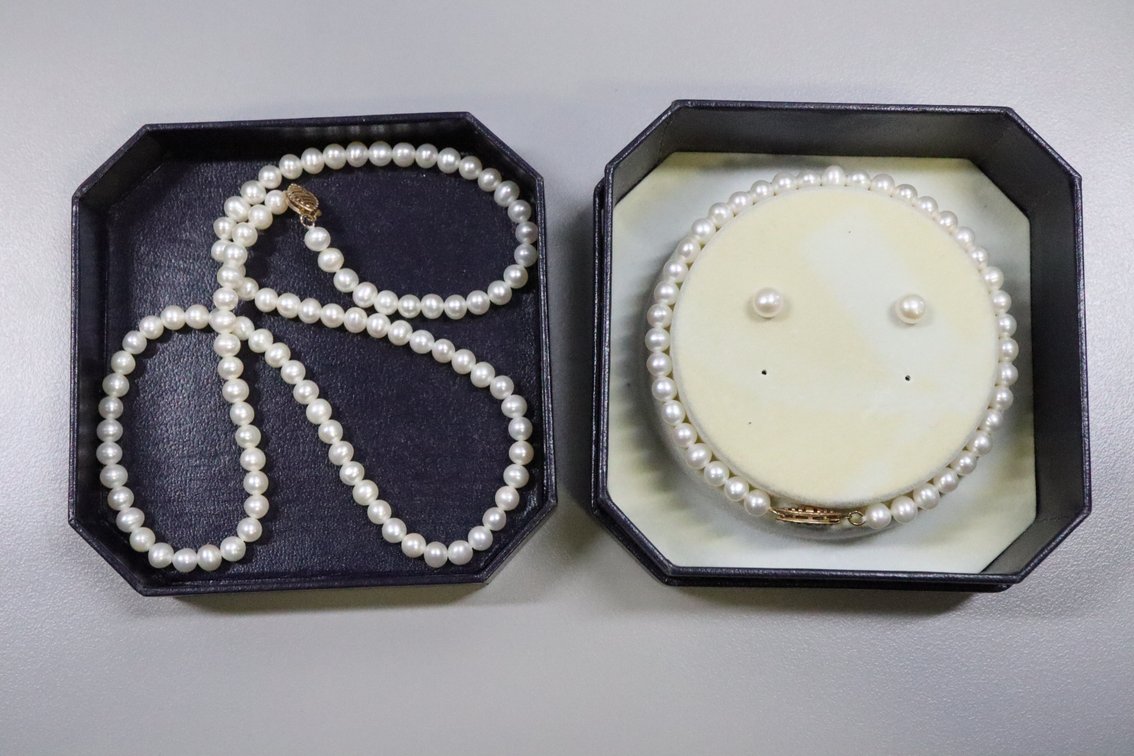 10k clasp and posts, white cultured pearl set, necklace, bracelet and studs