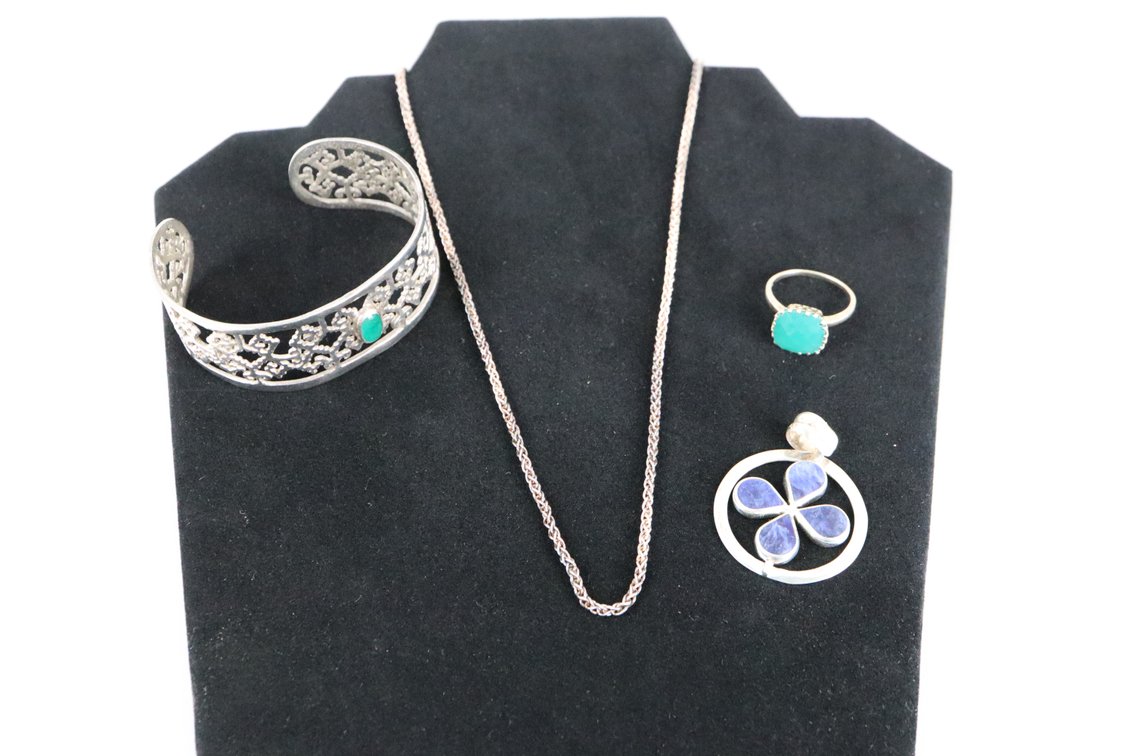 SS bangle with green stone, silver 4 leaf clover reversable pendant (blue stone and green stone), 18" SS chain, SS with green stone ring