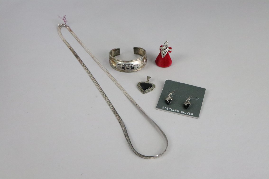 SS bangle with black stones inlaid, SS ring with marcasite, SS heart pendant with black stone and marcasite, Silver heart drop earrings with black stone, SS 30.5" chain  