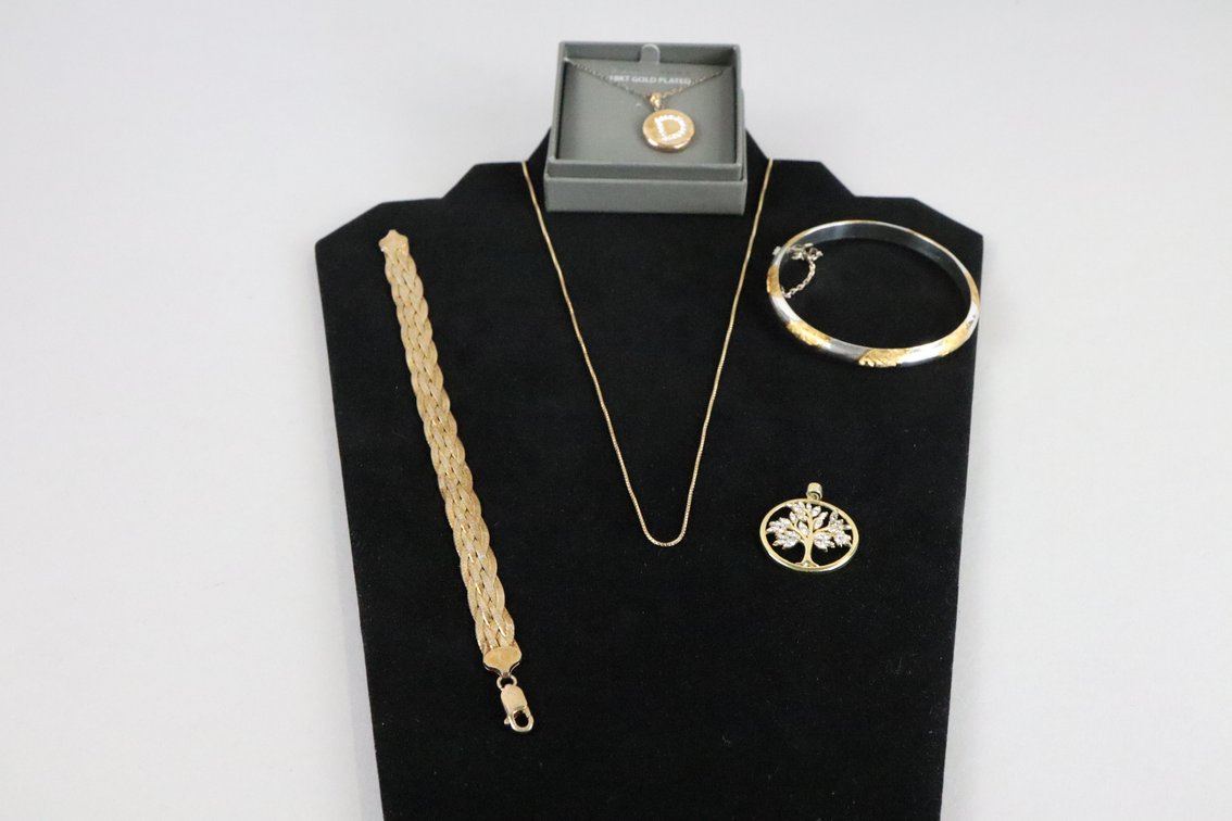 Gold colored tree pendant with white stones, SS and 18k gold plated reversible pendant necklace, 925 gold colored 18" box chain, 925 gold colored braided bracelet, 925 two tone bangle bracelet