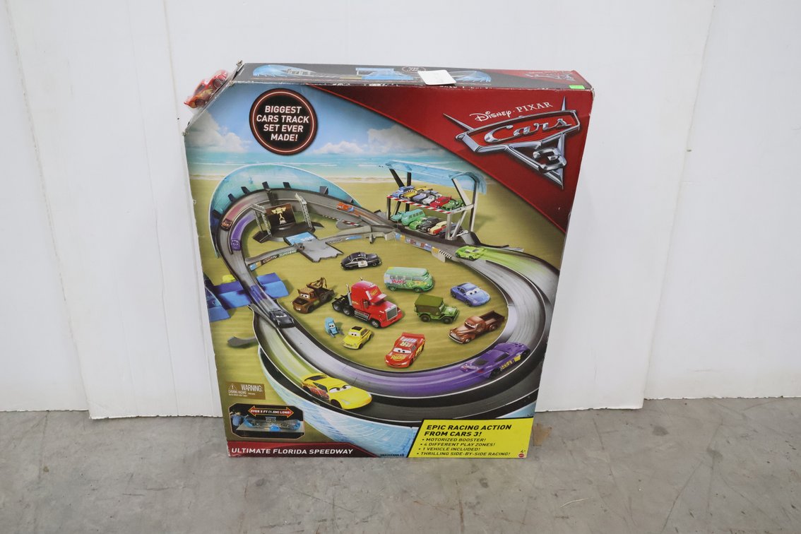 Cars Race Track