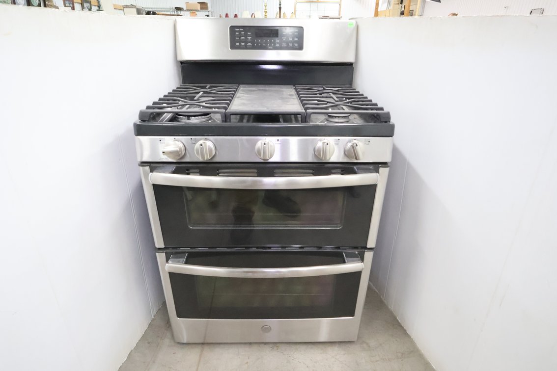 GE Double Oven Gas Range