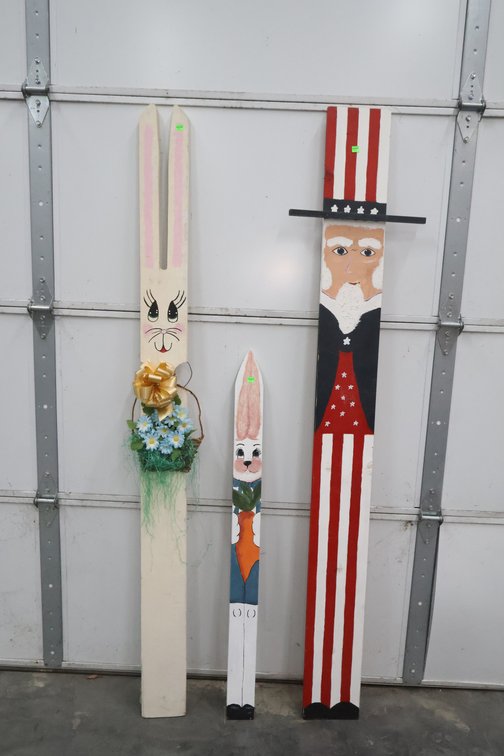 Painted Holiday Decor