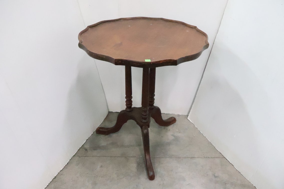 Scalloped Edge Side Table