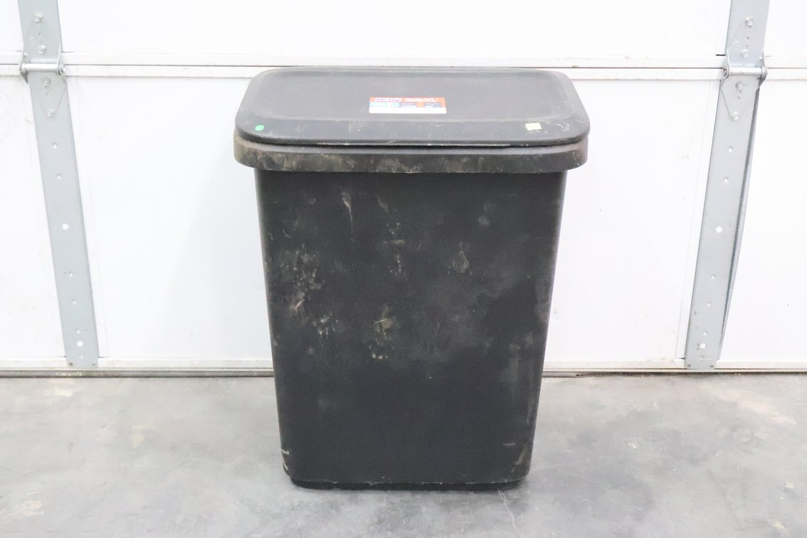 Kitchen Trash Can