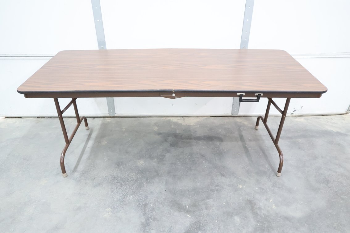 Samsonite Folding Table