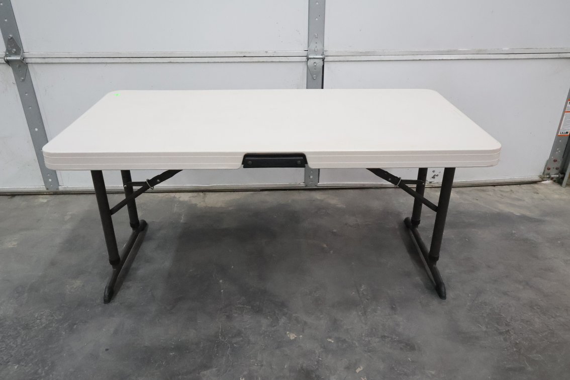 4' Folding Table