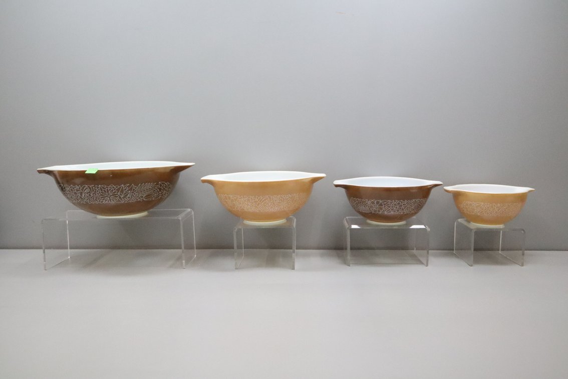 Pyrex Mixing Bowl