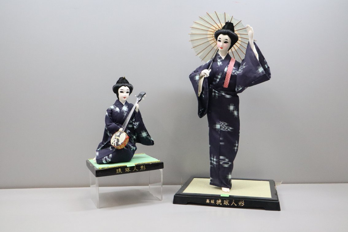 Asian Women Statues