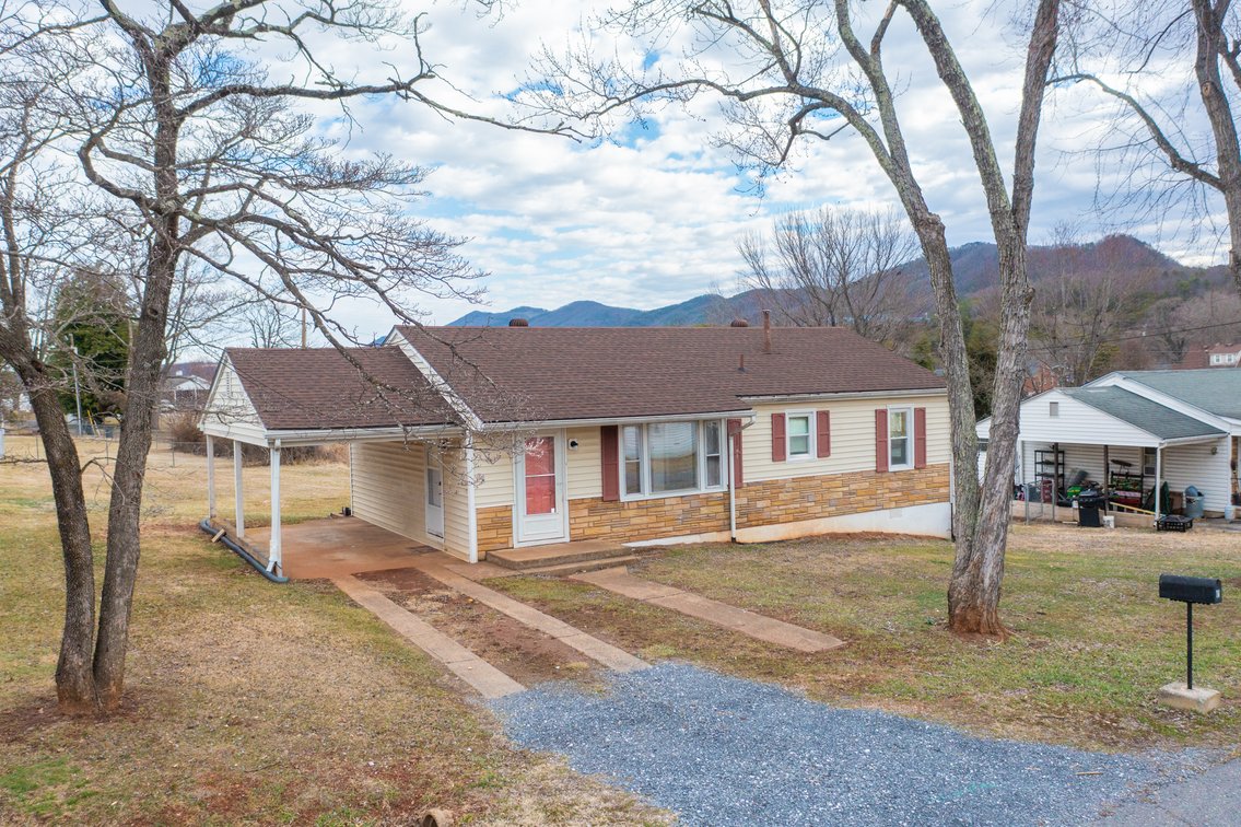 Image for 3 Bed / 1 Bath Home in Buena Vista