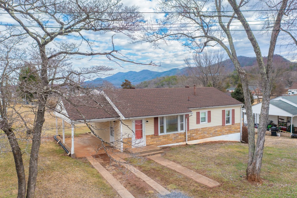 Image for 3 Bed / 1 Bath Home in Buena Vista