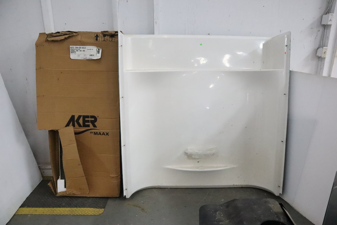 Fiberglass Tub Surround