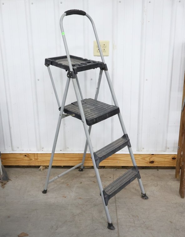 Folding Step Ladder