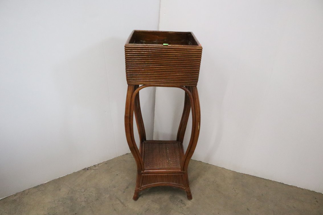 Plant Stand