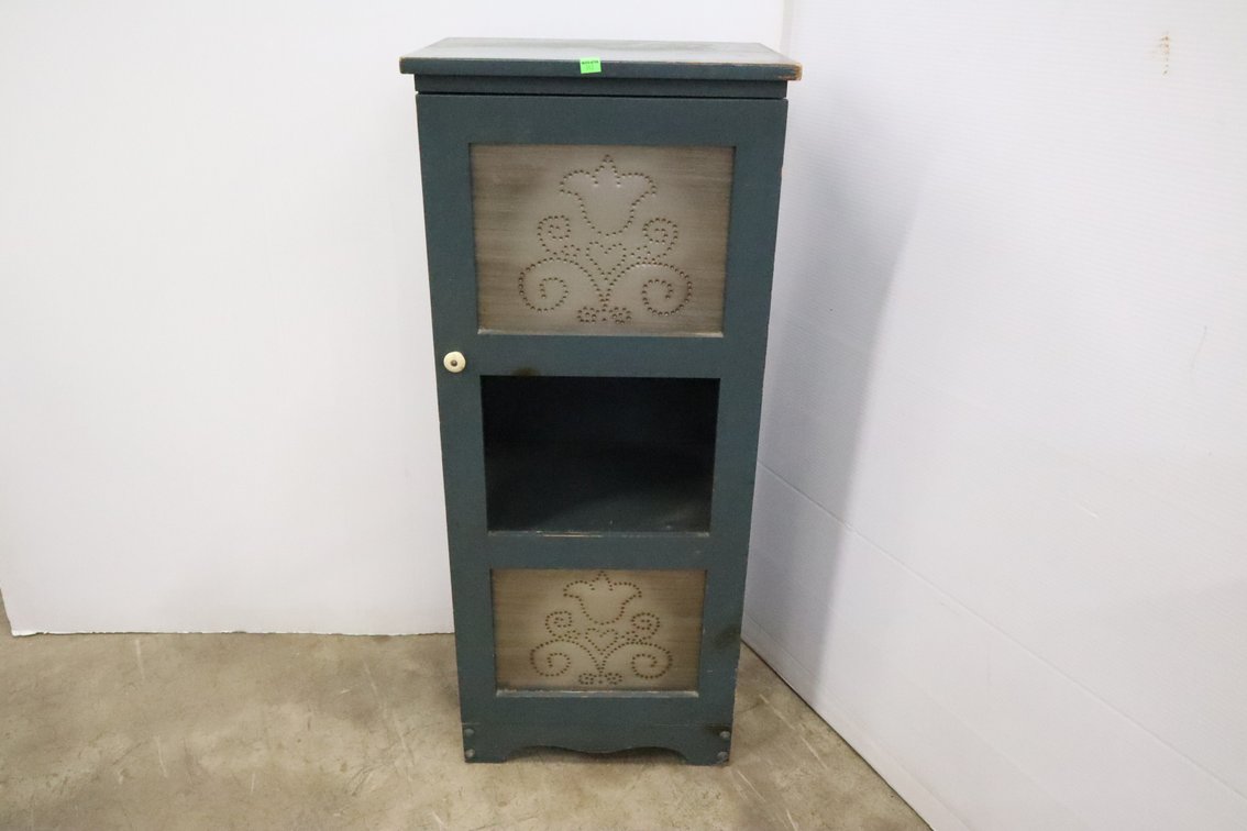Modern Jelly Cabinet