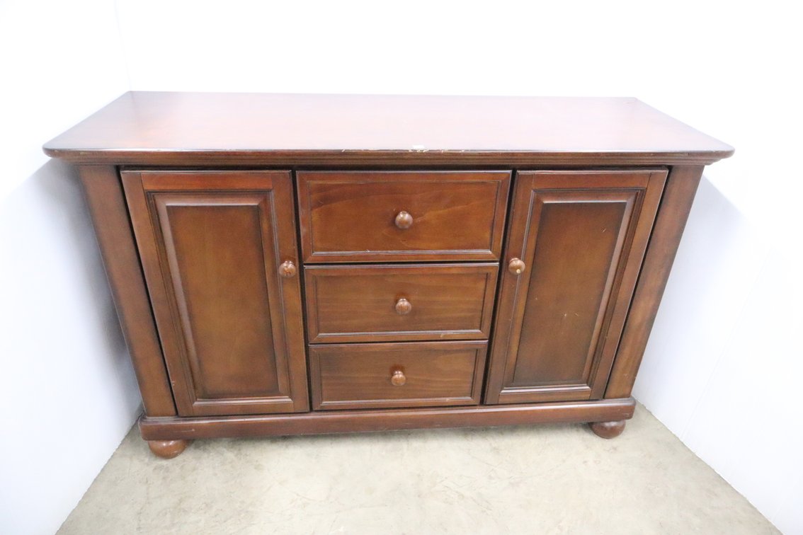 Simmons Kids Dresser