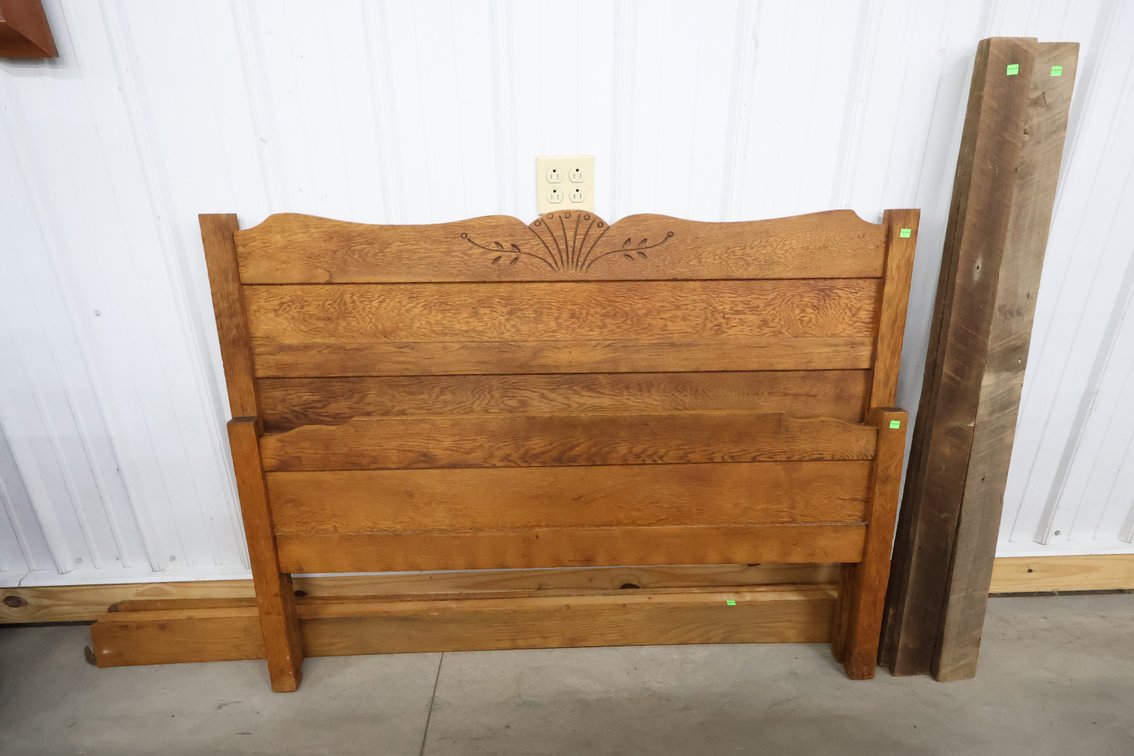 Vintage Oak Full Size Bed