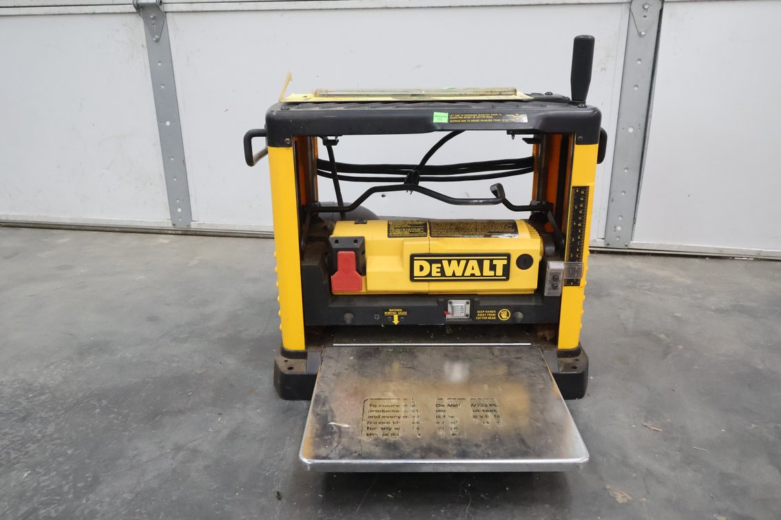 Dewalt Thickness Planer