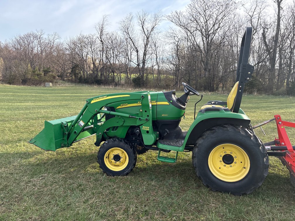 2006 John Deere 3720 Tractor