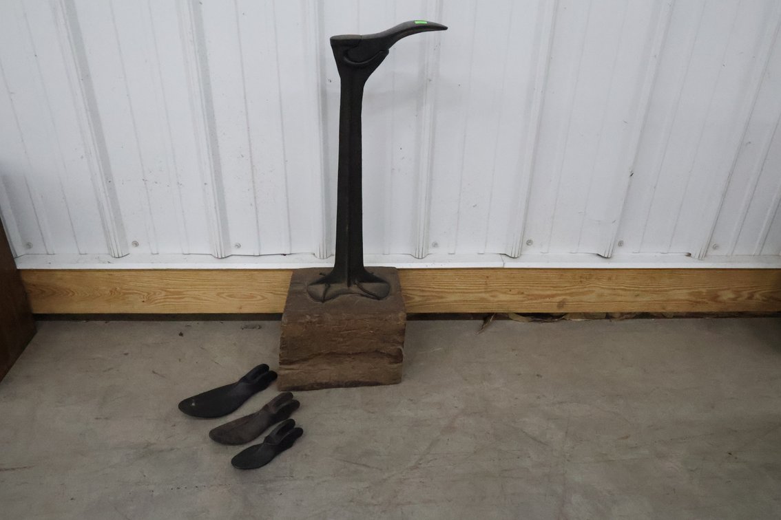 Shoe Last Set andStand