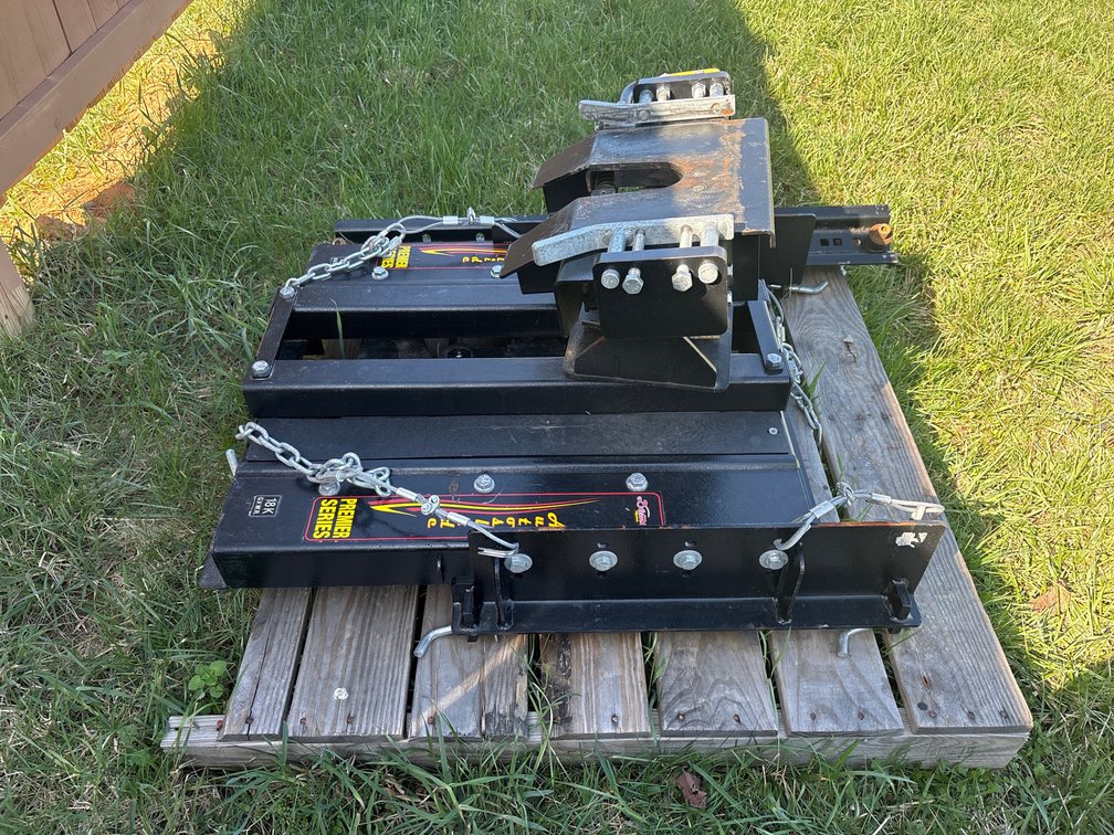Demco 5th Wheel Hitch