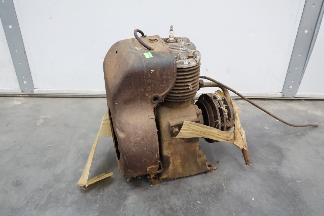 Vintage Cushman Husky Engine