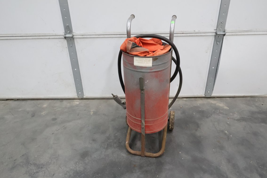 Sandy Jet Abrasive Blaster