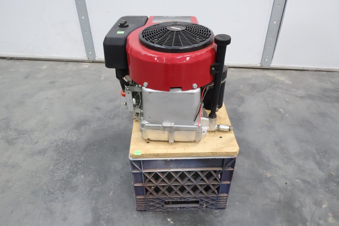Briggs Stratton Engine