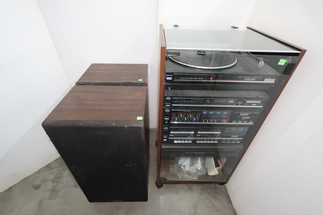 Sanyo Stereo Cabinet