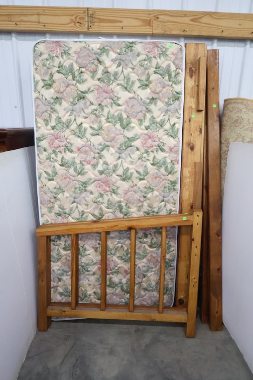 Twin Size Day Bed
